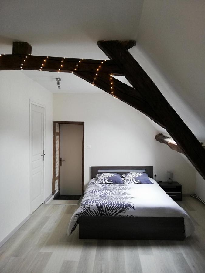 Appartement Au Pied Du Circuit De Маньї-Кур Екстер'єр фото